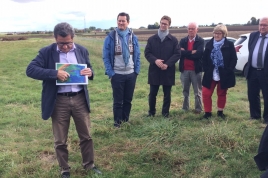 presentation_du_pied_de_coteau_par_m_waymel_maire_de_drincham.jpg